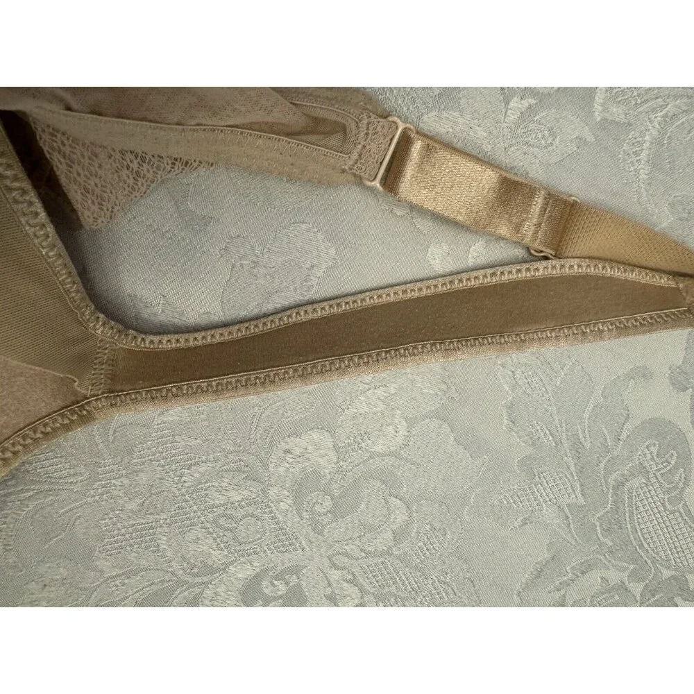 Wacoal‎ 36D Awareness Wire Free Beige Bra 856367 Cushioned Straps Pink Ribbon